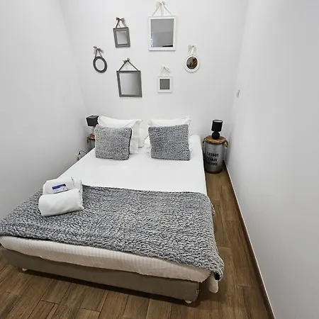 Queiros, 6 Apartment Lisbon