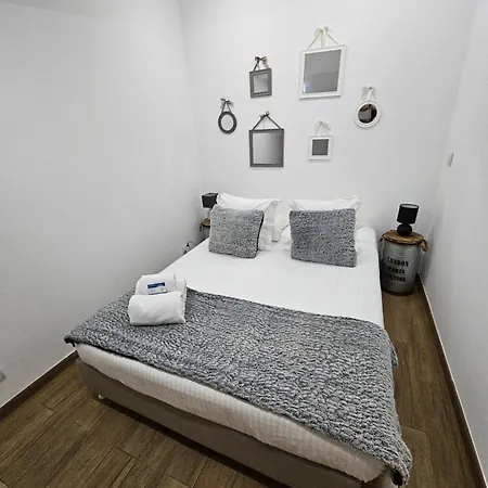 Queiros, 6 * Lisbon