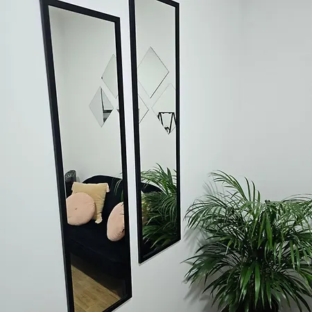 Apartment Queiros, 6 *